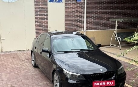 BMW 5 серия, 2004 год, 950 000 рублей, 2 фотография