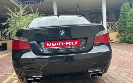 BMW 5 серия, 2004 год, 950 000 рублей, 9 фотография