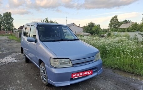 Nissan Cube II, 2002 год, 240 000 рублей, 2 фотография