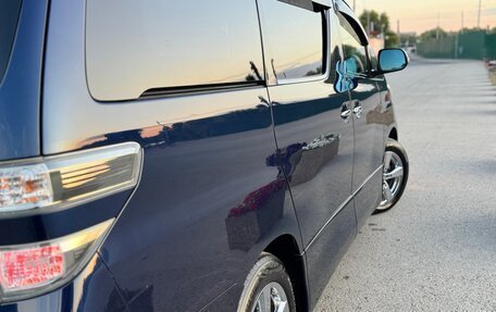 Toyota Vellfire I, 2010 год, 1 150 000 рублей, 12 фотография