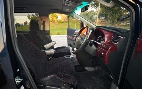 Toyota Vellfire I, 2010 год, 1 150 000 рублей, 26 фотография