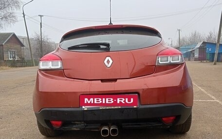 Renault Megane III, 2011 год, 648 000 рублей, 2 фотография