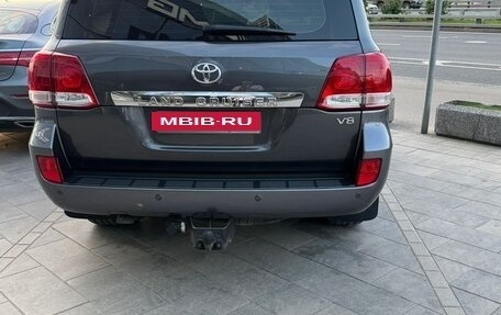 Toyota Land Cruiser 200, 2011 год, 5 000 000 рублей, 2 фотография
