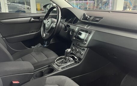 Volkswagen Passat B7, 2013 год, 1 300 000 рублей, 14 фотография