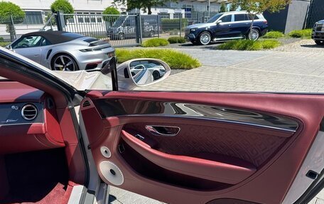 Bentley Continental GT III, 2023 год, 36 750 000 рублей, 10 фотография
