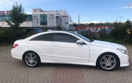 Mercedes-Benz E-Класс, 2013 год, 1 550 000 рублей, 6 фотография
