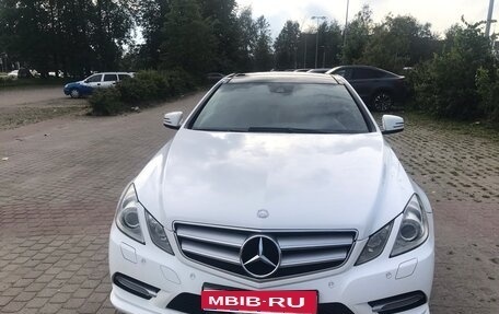 Mercedes-Benz E-Класс, 2013 год, 1 550 000 рублей, 3 фотография