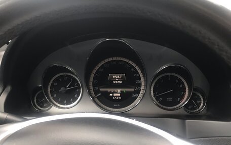 Mercedes-Benz E-Класс, 2013 год, 1 550 000 рублей, 15 фотография