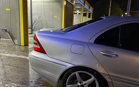 Mercedes-Benz C-Класс, 2000 год, 530 000 рублей, 3 фотография