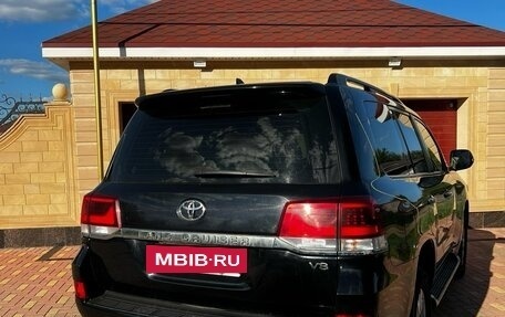Toyota Land Cruiser 200, 2018 год, 8 000 000 рублей, 6 фотография
