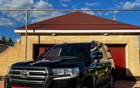 Toyota Land Cruiser 200, 2018 год, 8 000 000 рублей, 17 фотография