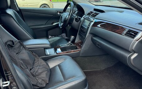 Toyota Camry, 2016 год, 2 320 000 рублей, 9 фотография