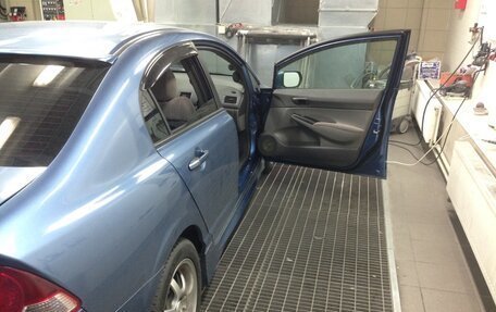 Honda Civic VIII, 2008 год, 900 000 рублей, 26 фотография