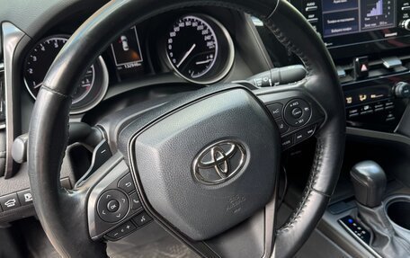 Toyota Camry, 2020 год, 2 400 000 рублей, 10 фотография