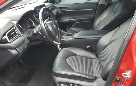 Toyota Camry, 2020 год, 2 400 000 рублей, 28 фотография