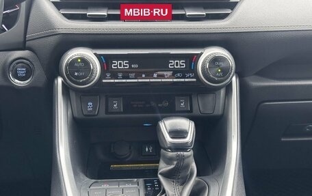 Toyota RAV4, 2020 год, 3 150 000 рублей, 29 фотография