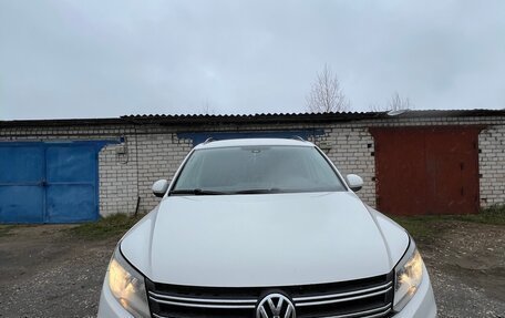 Volkswagen Tiguan I, 2012 год, 900 000 рублей, 3 фотография
