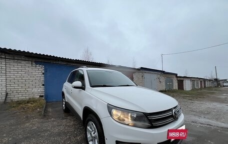 Volkswagen Tiguan I, 2012 год, 900 000 рублей, 2 фотография