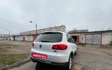 Volkswagen Tiguan I, 2012 год, 900 000 рублей, 7 фотография