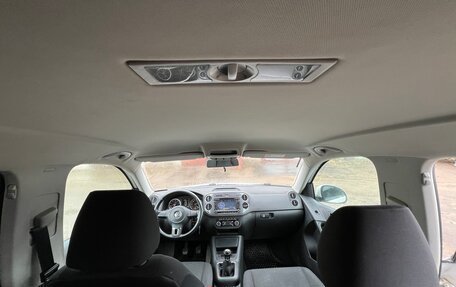 Volkswagen Tiguan I, 2012 год, 900 000 рублей, 16 фотография
