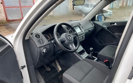 Volkswagen Tiguan I, 2012 год, 900 000 рублей, 25 фотография