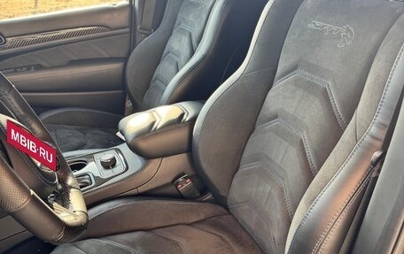 Jeep Grand Cherokee, 2016 год, 4 700 000 рублей, 8 фотография
