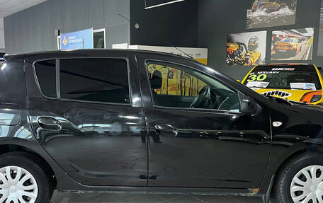 Renault Sandero II рестайлинг, 2015 год, 650 000 рублей, 4 фотография