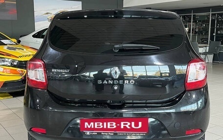 Renault Sandero II рестайлинг, 2015 год, 650 000 рублей, 5 фотография