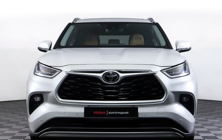 Toyota Highlander, 2023 год, 5 300 000 рублей, 2 фотография