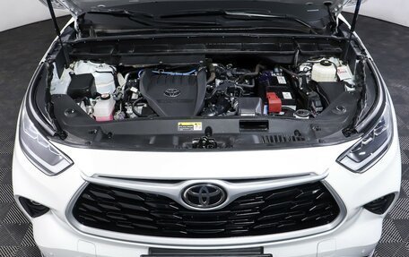 Toyota Highlander, 2023 год, 5 300 000 рублей, 9 фотография