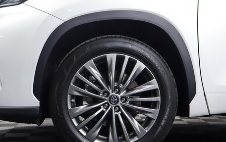 Toyota Highlander, 2023 год, 5 300 000 рублей, 27 фотография