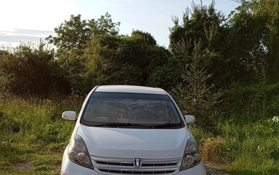 Toyota ISis I, 2010 год, 1 650 000 рублей, 1 фотография
