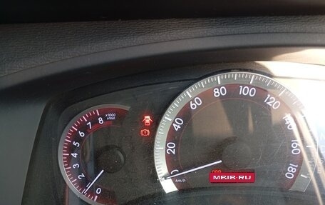 Toyota ISis I, 2010 год, 1 650 000 рублей, 12 фотография
