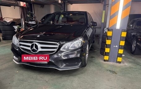 Mercedes-Benz E-Класс, 2015 год, 2 200 000 рублей, 14 фотография
