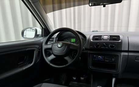 Skoda Fabia II, 2011 год, 549 000 рублей, 7 фотография