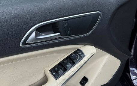 Mercedes-Benz GLA, 2015 год, 2 180 000 рублей, 16 фотография