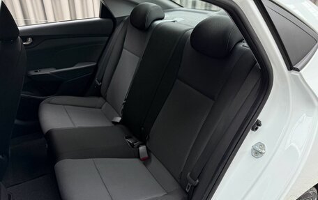 Hyundai Solaris II рестайлинг, 2017 год, 1 279 000 рублей, 10 фотография