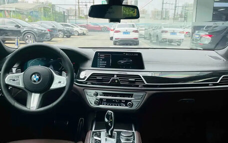 BMW 7 серия, 2021 год, 4 500 111 рублей, 13 фотография
