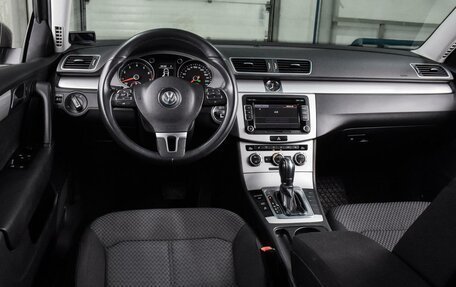 Volkswagen Passat B7, 2012 год, 1 309 000 рублей, 6 фотография