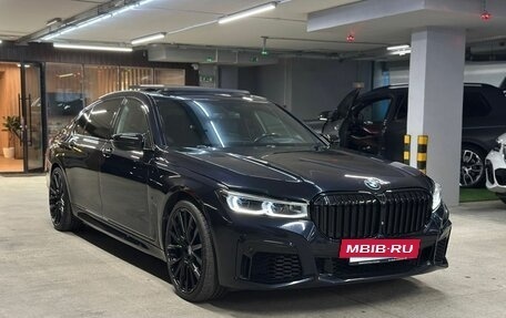 BMW 7 серия, 2016 год, 3 750 000 рублей, 9 фотография