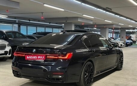 BMW 7 серия, 2016 год, 3 750 000 рублей, 8 фотография