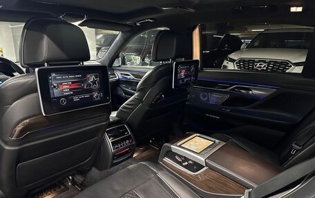 BMW 7 серия, 2016 год, 3 750 000 рублей, 34 фотография