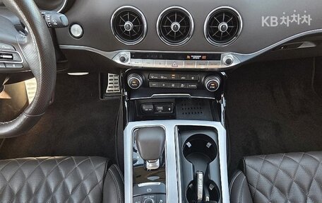 KIA Stinger I, 2021 год, 2 249 000 рублей, 12 фотография