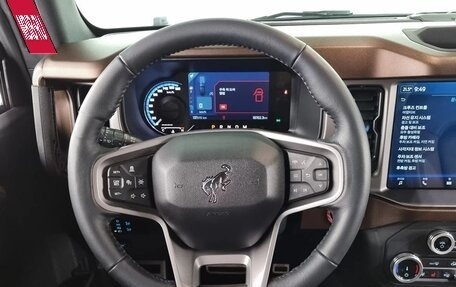 Ford Bronco, 2022 год, 5 980 000 рублей, 6 фотография