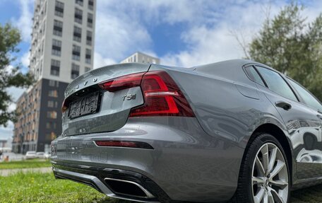 Volvo S60 III, 2021 год, 1 850 000 рублей, 9 фотография