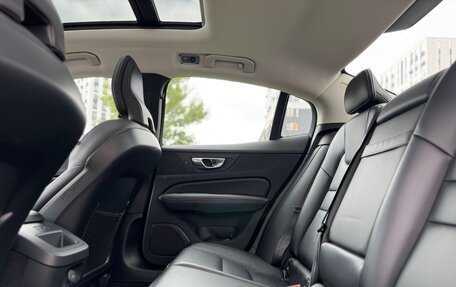 Volvo S60 III, 2021 год, 1 850 000 рублей, 33 фотография