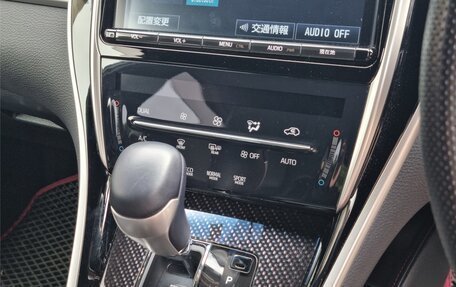 Toyota Harrier, 2017 год, 3 130 000 рублей, 11 фотография
