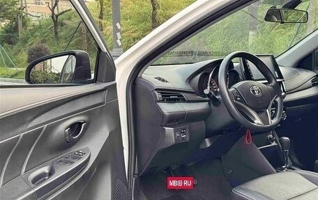 Toyota Vios III, 2022 год, 1 245 000 рублей, 29 фотография
