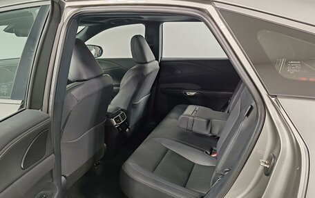 Lexus RX IV рестайлинг, 2025 год, 8 690 000 рублей, 23 фотография