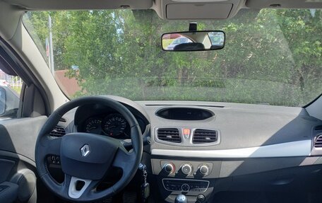 Renault Fluence I, 2011 год, 800 000 рублей, 1 фотография